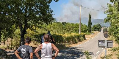 L'incendie de Mazaugues progresse lentement, près de 15 hectares de végétation détruits