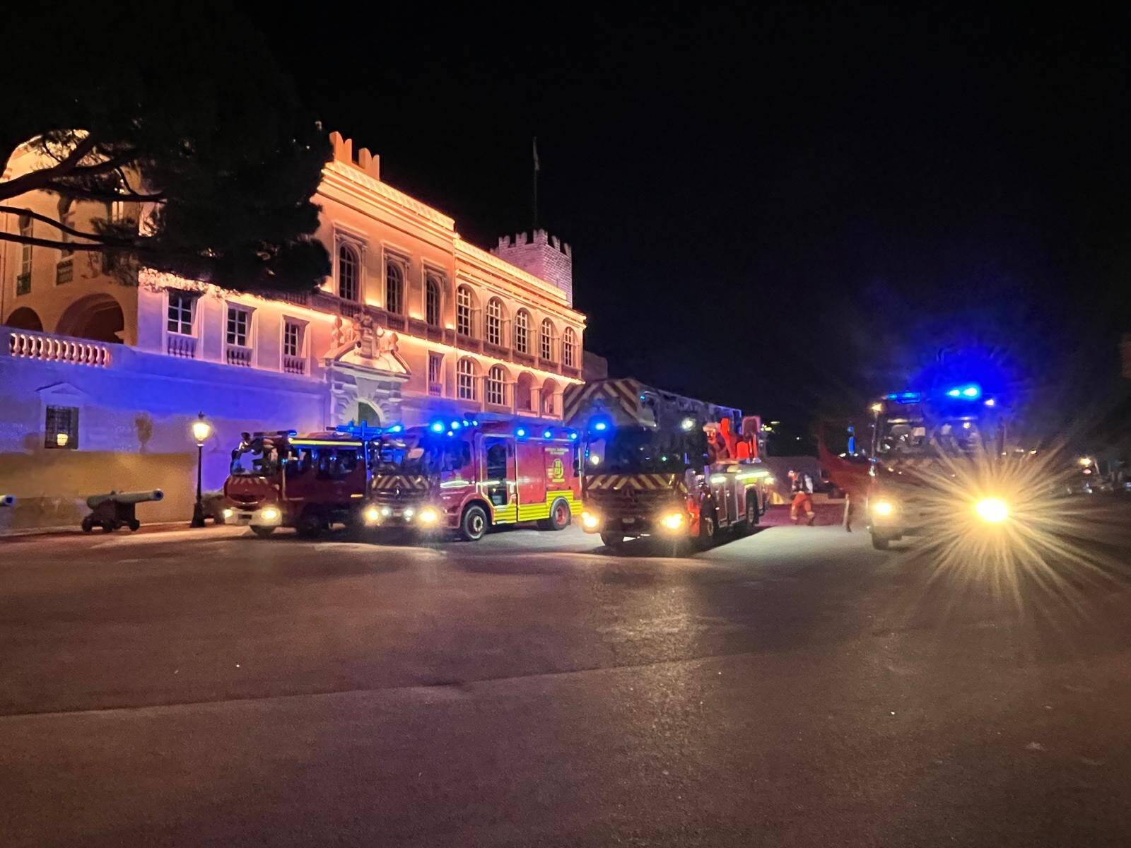 Pourquoi des véhicules de pompiers convergent-ils vers le Palais princier ce jeudi soir à Monaco