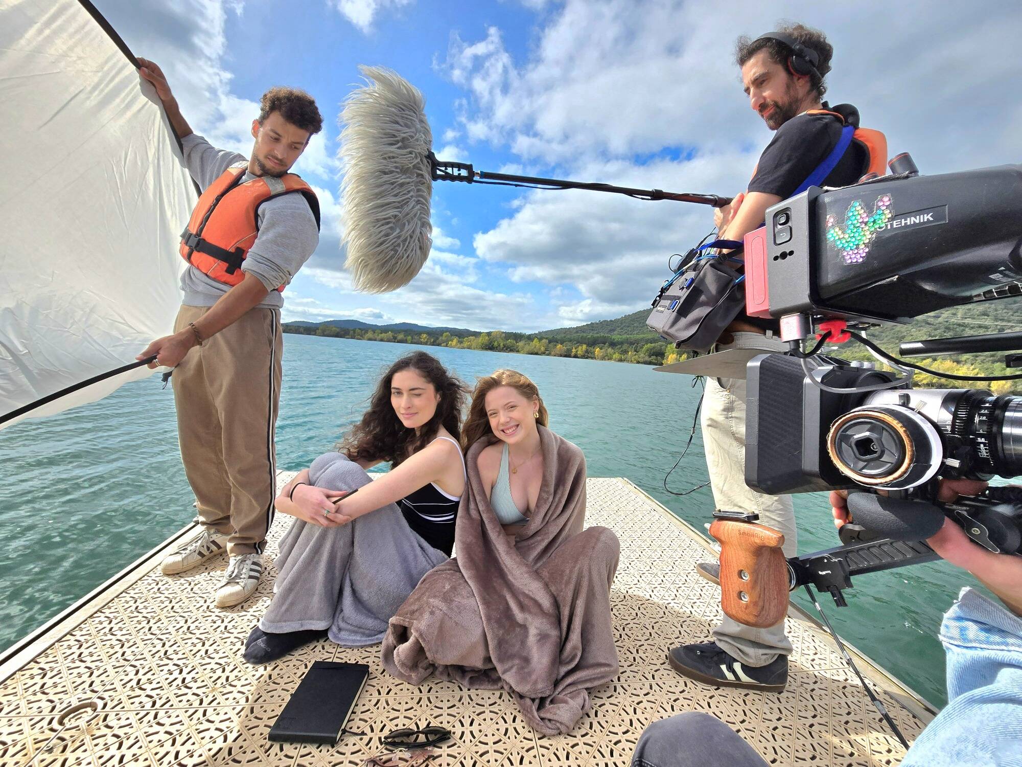 "Dans l'Est-Var, on a une terre qui n'attend que de tourner et d'être mise en valeur!", les réalisateurs Mickael Abbate et Chris Conti posent leurs caméras à Tanneron