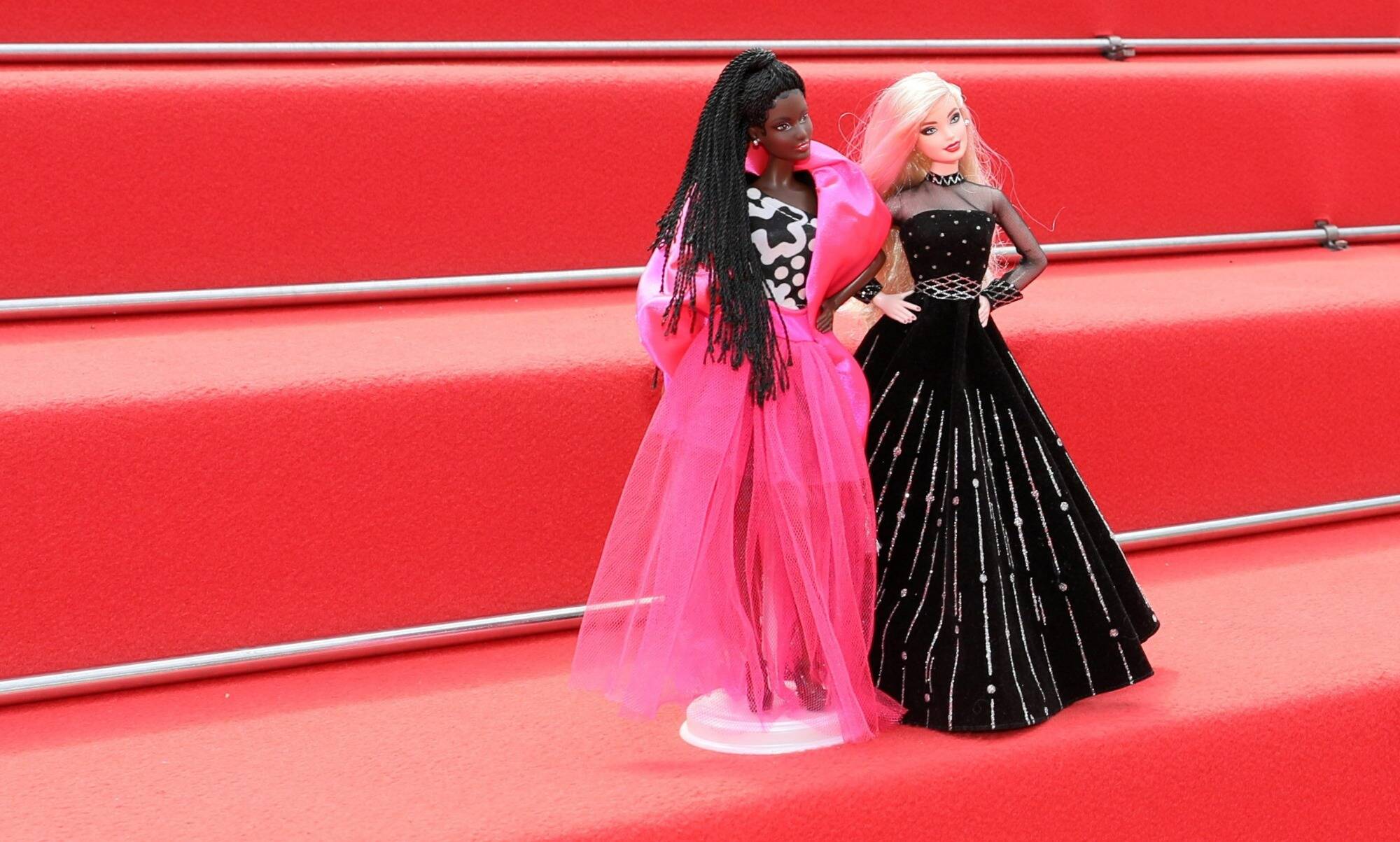 Pour la première fois, des poupées Barbie défilent sur le tapis rouge du Festival de Cannes