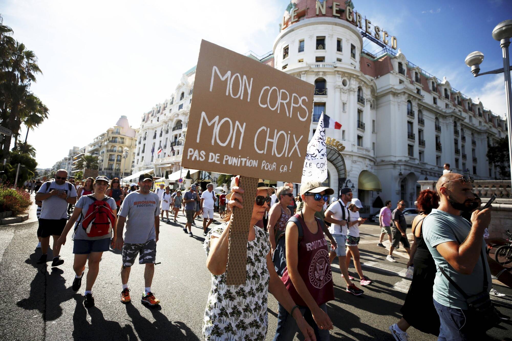 Des relations plus en plus "polarisées" chez les jeunes, la parole sexiste encore trop libérée dans les médias... Ce que révèle le dernier rapport du HCE sur le sexisme en France