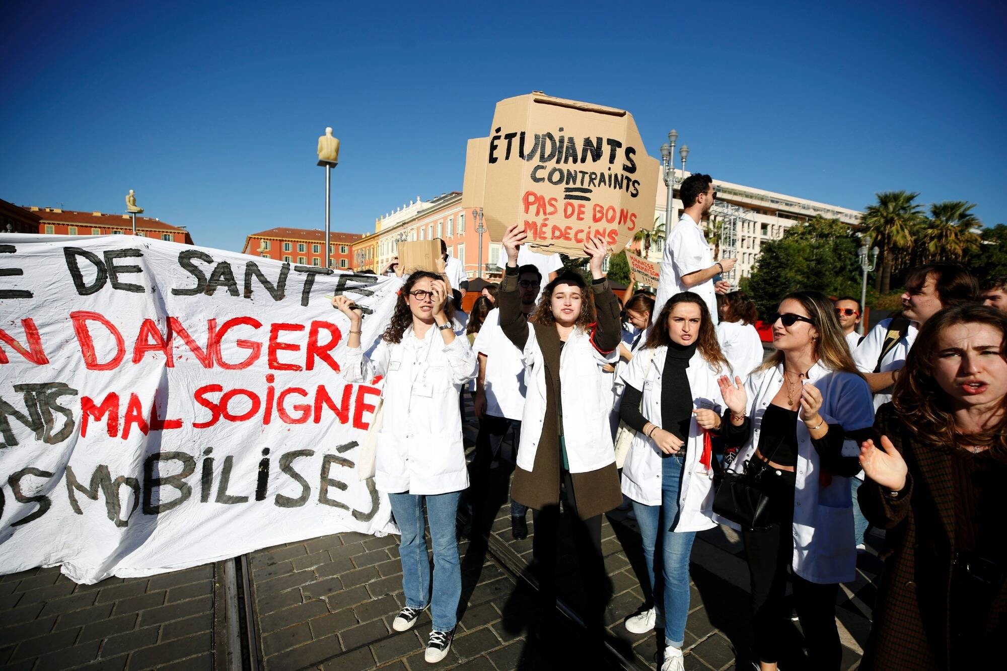 Envoyer les internes en médecine dans des déserts médicaux, est-ce une bonne idée?