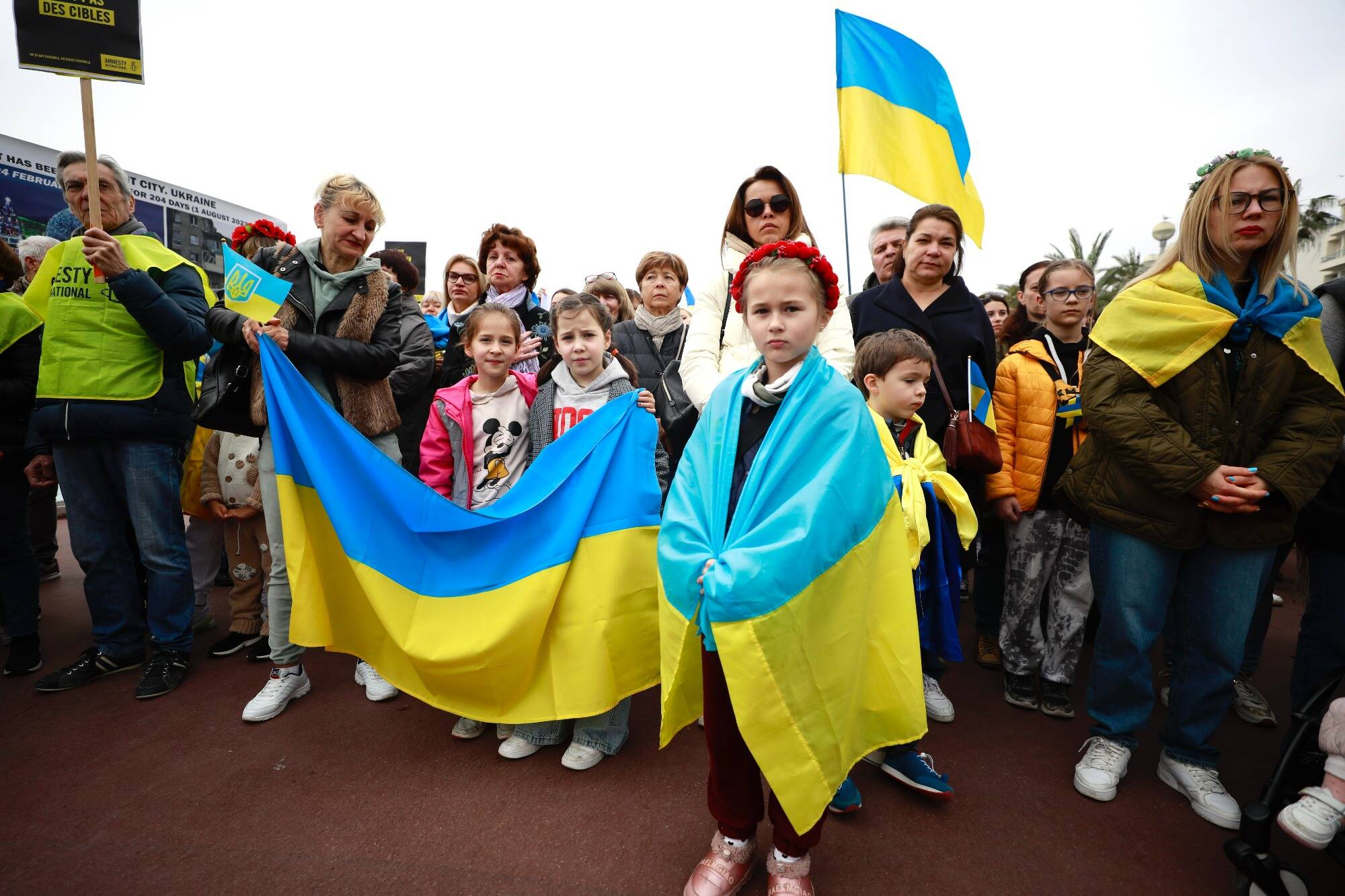 Guerre en Ukraine en direct: les rassemblements en soutien aux ukrainiens se multiplient à Nice et dans le monde