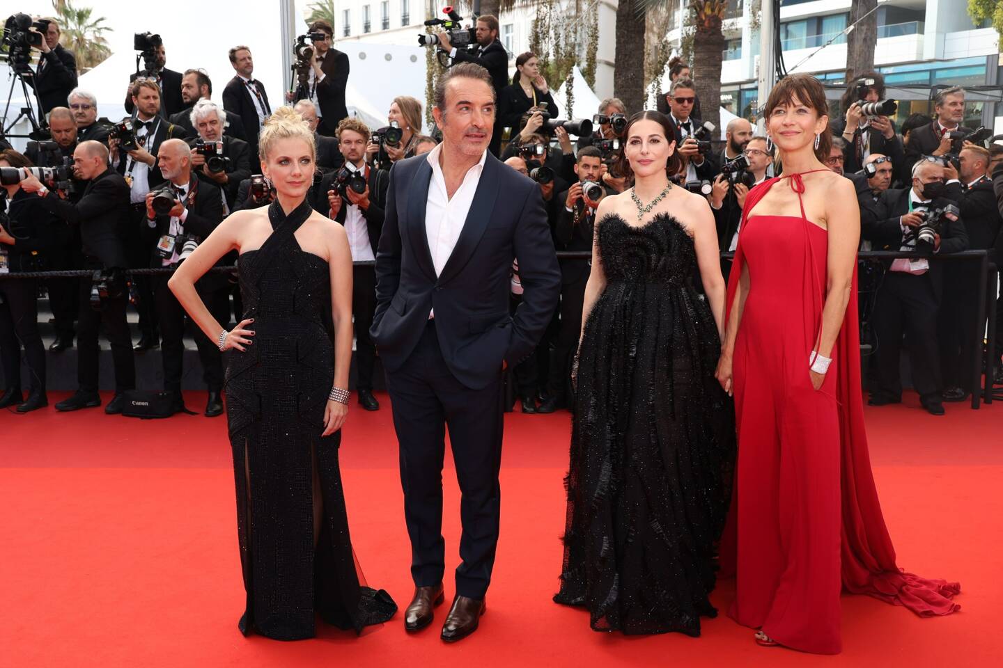 Mélanie Laurent, Jean Dujardin, Amira Casar, Sophie Marceau au 75e Festival de Cannes, mardi 24 mai.