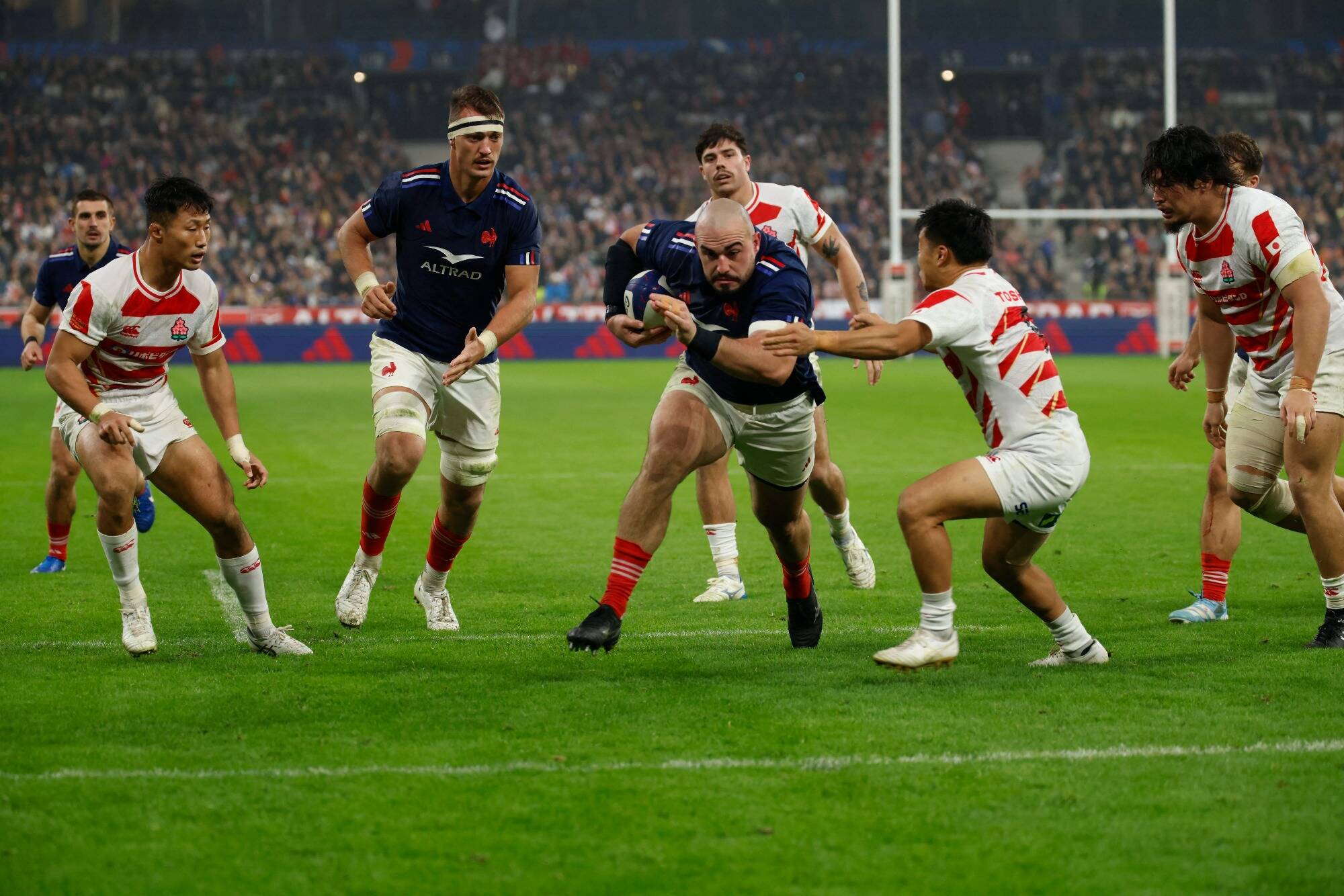 Touché avec les Bleus, le pilier gauche du RCT Jean-Baptiste Gros passera des examens en début de semaine