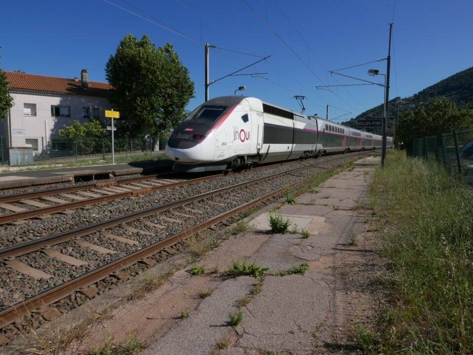 Ce que l'on sait après l'accident mortel d'une jeune femme, percutée par un TGV à Solliès-Pont