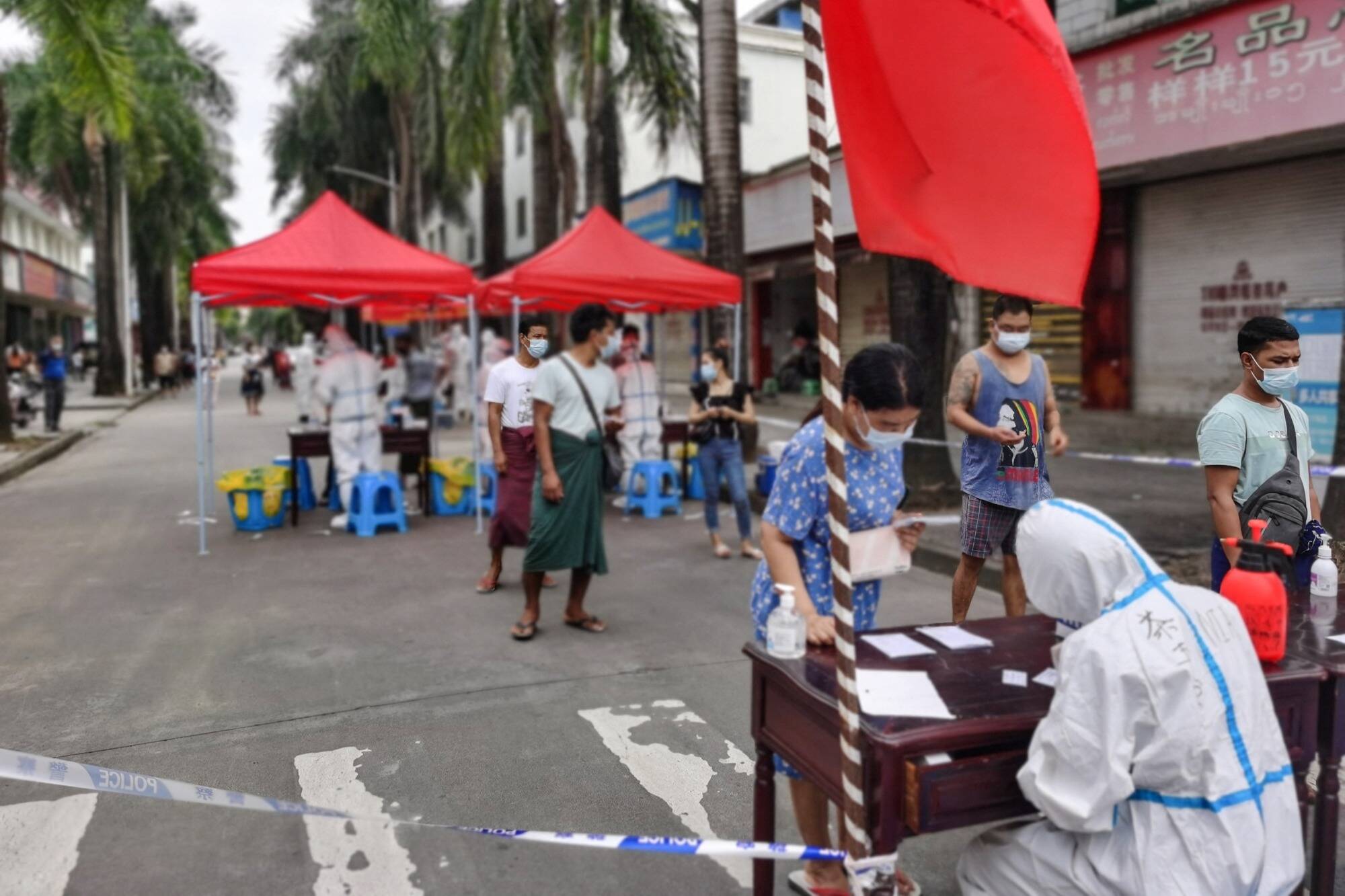Le Chine à son tour confrontée au variant Delta, nouvelle flambée de cas de Covid-19