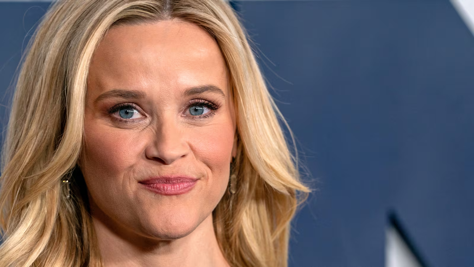 L'actrice Reese Witherspoon photographiée à Saint-Tropez avec son nouveau compagnon