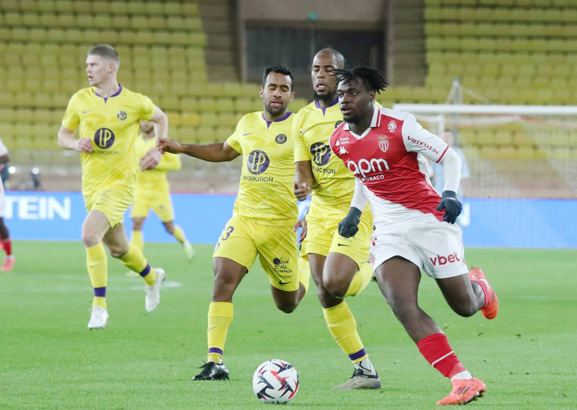 Monaco domine Toulouse (2-0) et retrouve provisoirement la 2e place de Ligue 1