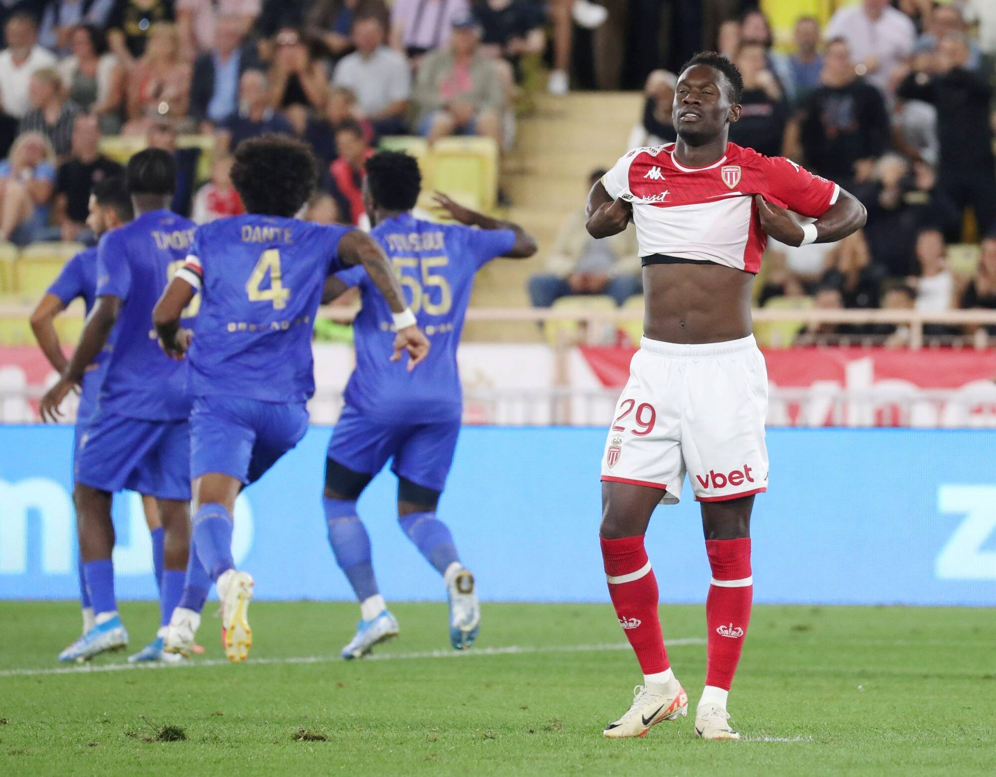 L'OGC Nice remporte le derby de la Côte d'Azur à Monaco (0-1)