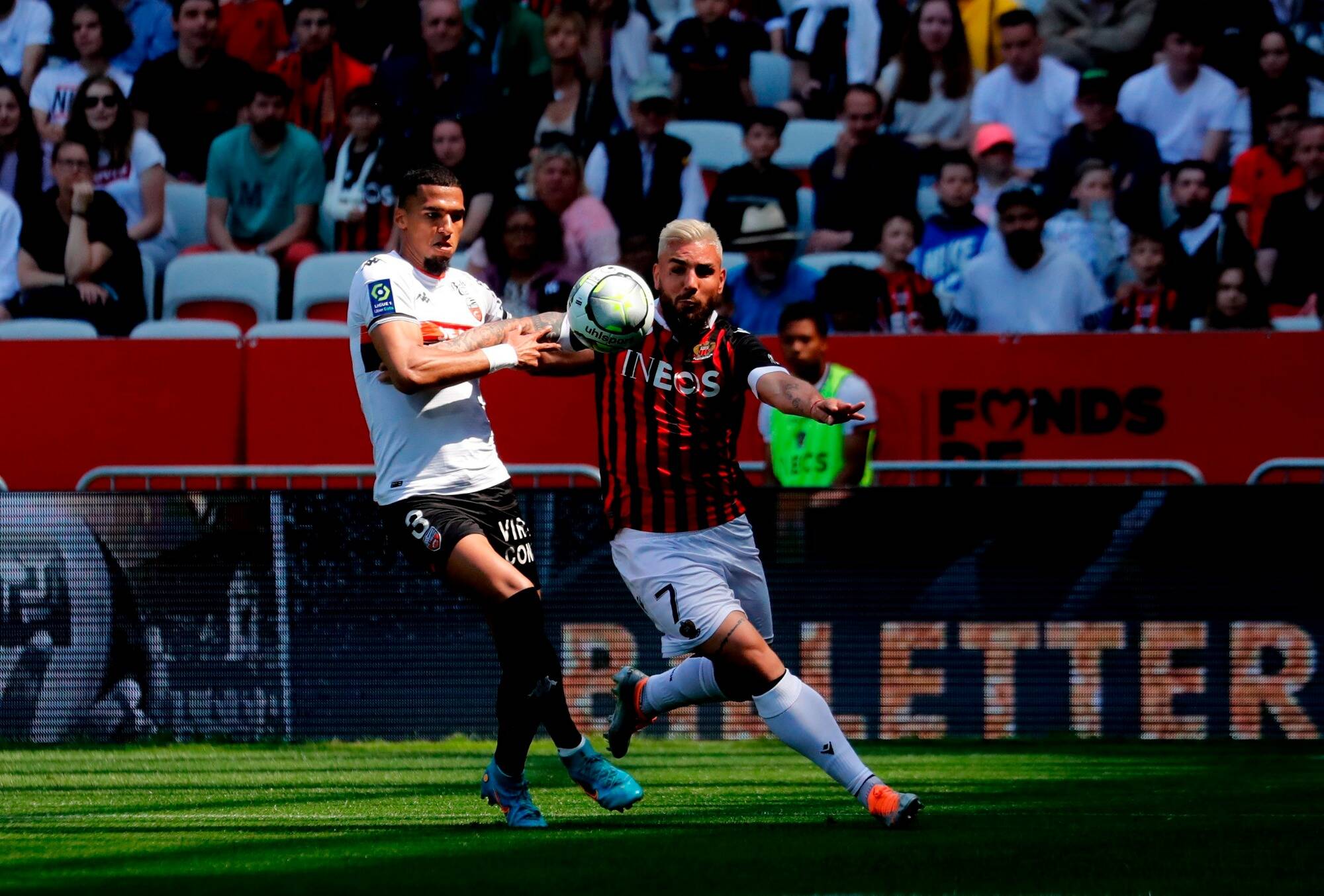 Le doublé de Delort sort l'OGC Nice de sa torpeur face à Lorient (2-1)