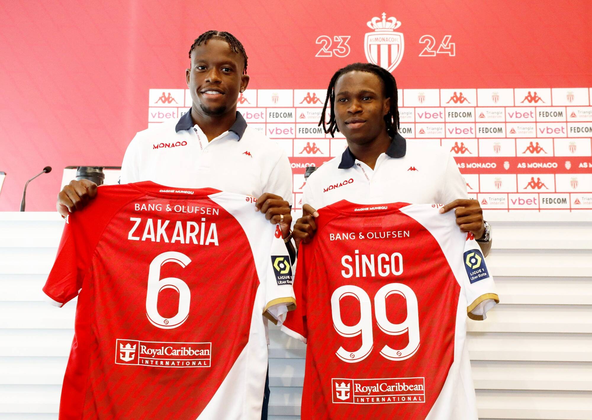 Les recrues Zakaria et Singo dans le groupe de l'AS Monaco contre Strasbourg