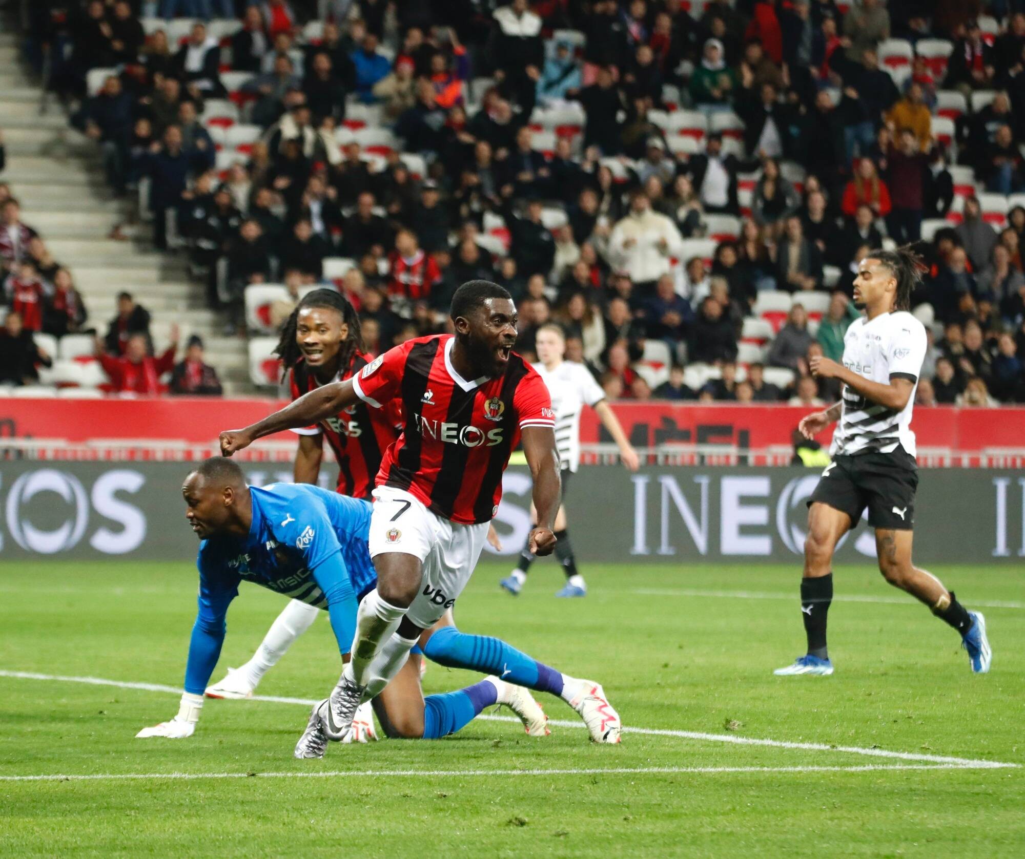 Le Gym domine Rennes (2-0) et repasse leader de Ligue 1
