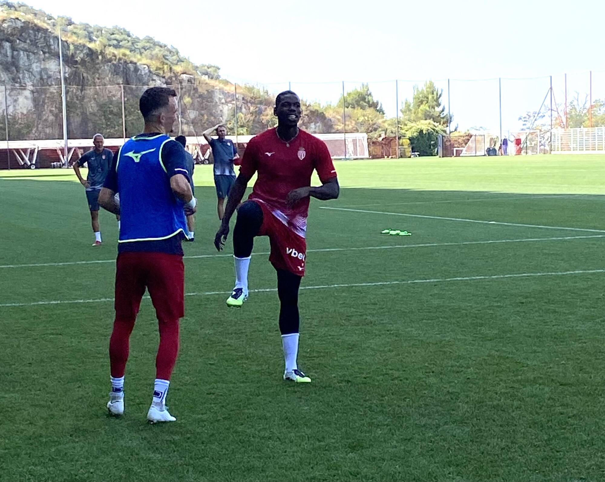 Paul Pogba a participé à un premier entraînement collectif ce jeudi avec Monaco
