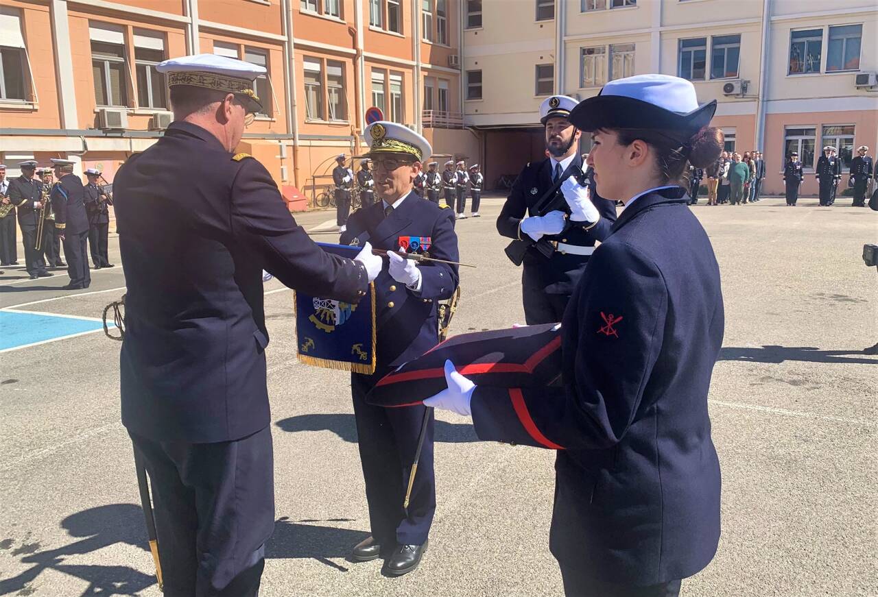 SSF+2-0qYXuKqc.jpg?vh=827b9e&ci_seal=72b