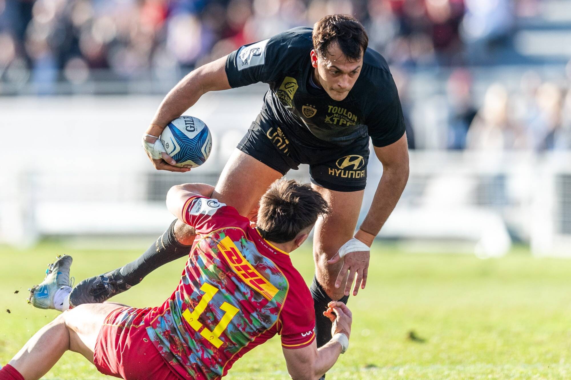Le centre international du RCT Antoine Frisch blessé au pied et absent "trois à quatre mois"
