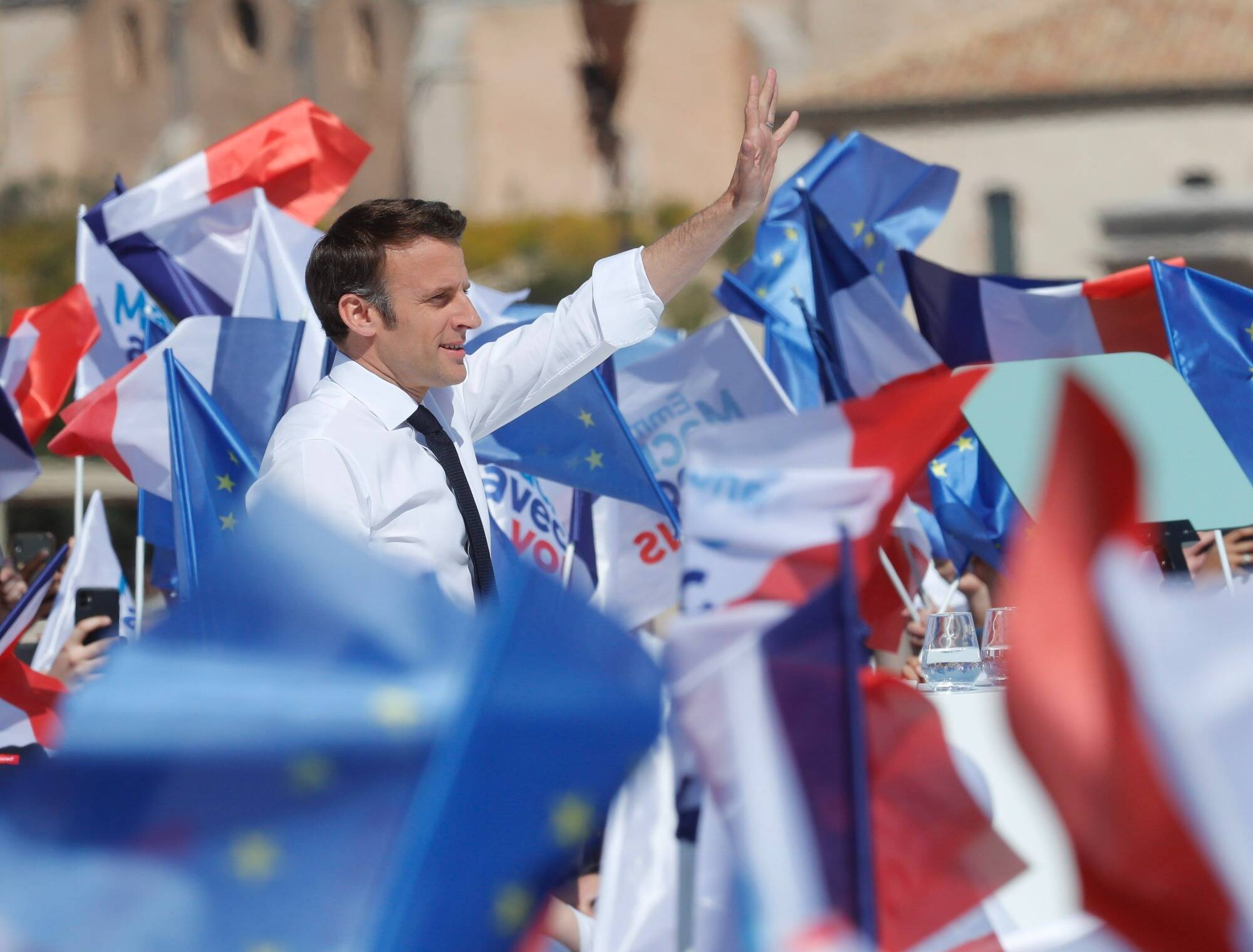 Emmanuel Macron pourra-t-il se représenter en 2027?