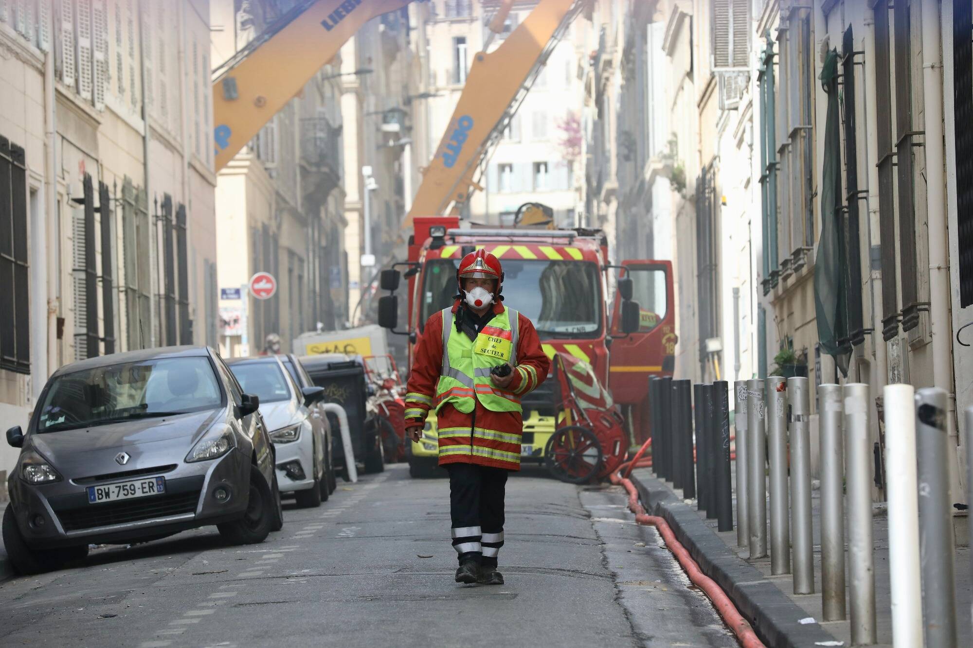 Effondrement d'un immeuble à Marseille: "On est parti pour plusieurs jours d'opération", annonce le commandant des opérations de secours