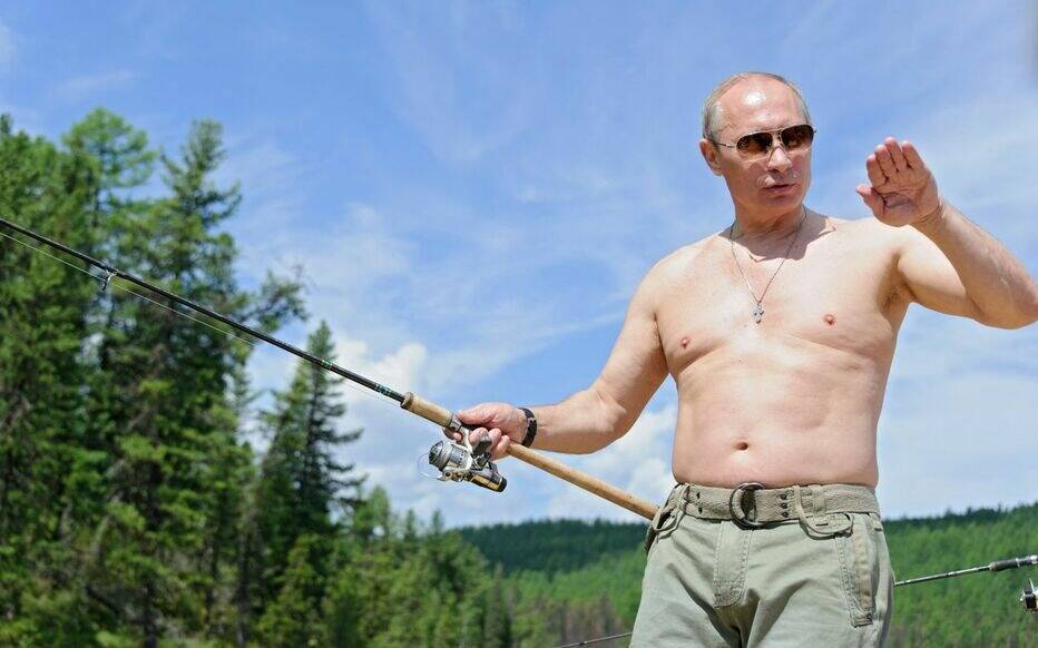 Les membres du G7 "torse nu", démenti de toute attaque contre les civils... Les nouvelles déclarations chocs de Vladimir Poutine