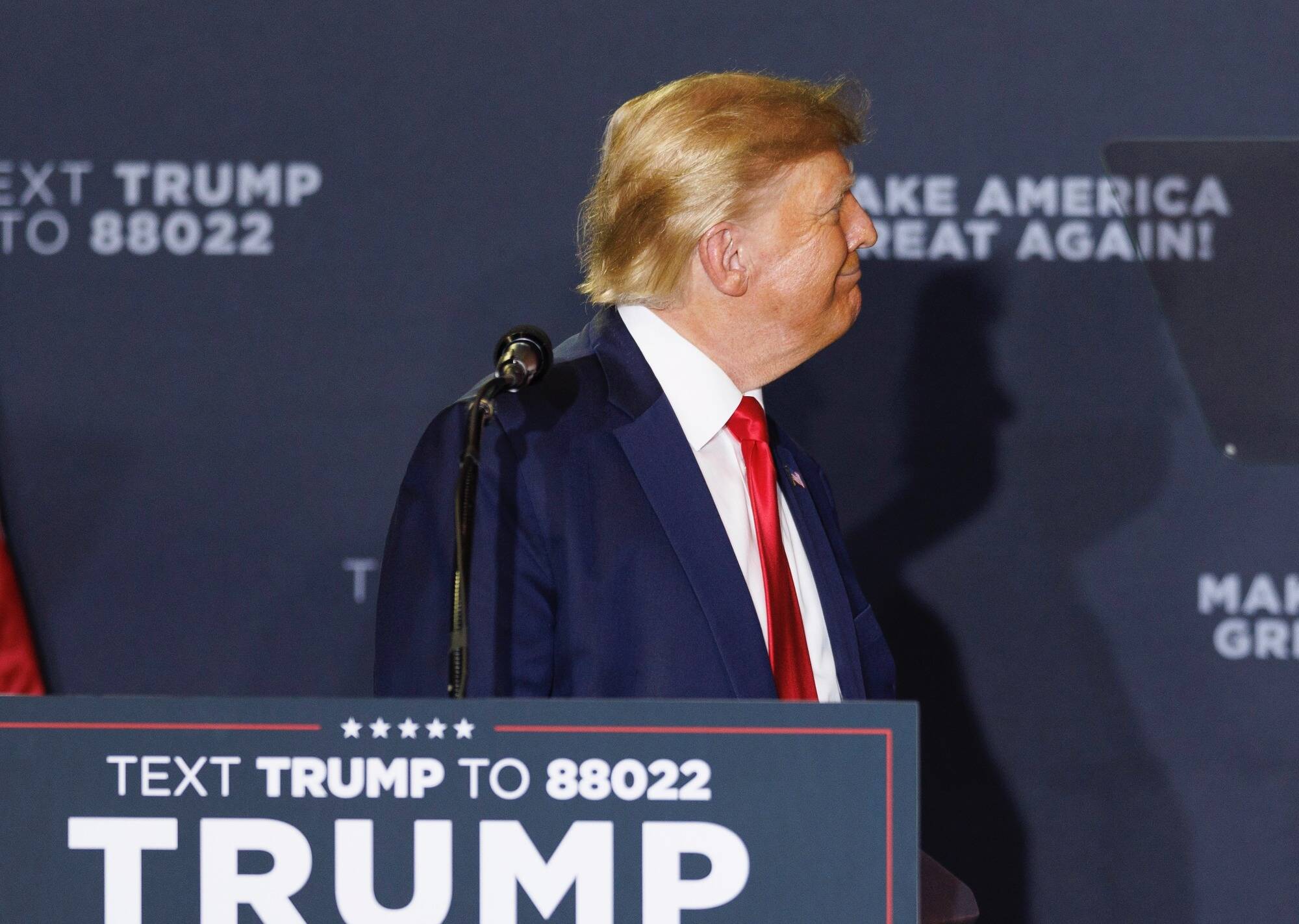 Donald Trump parmi les présidents les mieux payés au monde? Découvrez les avantages dont va bénéficier le nouveau chef d'Etat américain