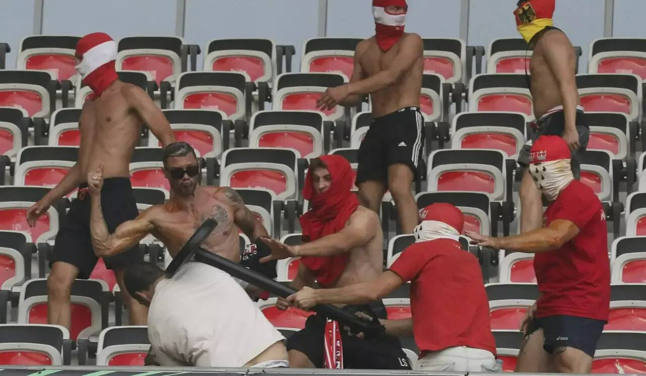 Qui est responsable? Après les violents incidents du match Nice-Cologne, tout le monde se rejette la faute