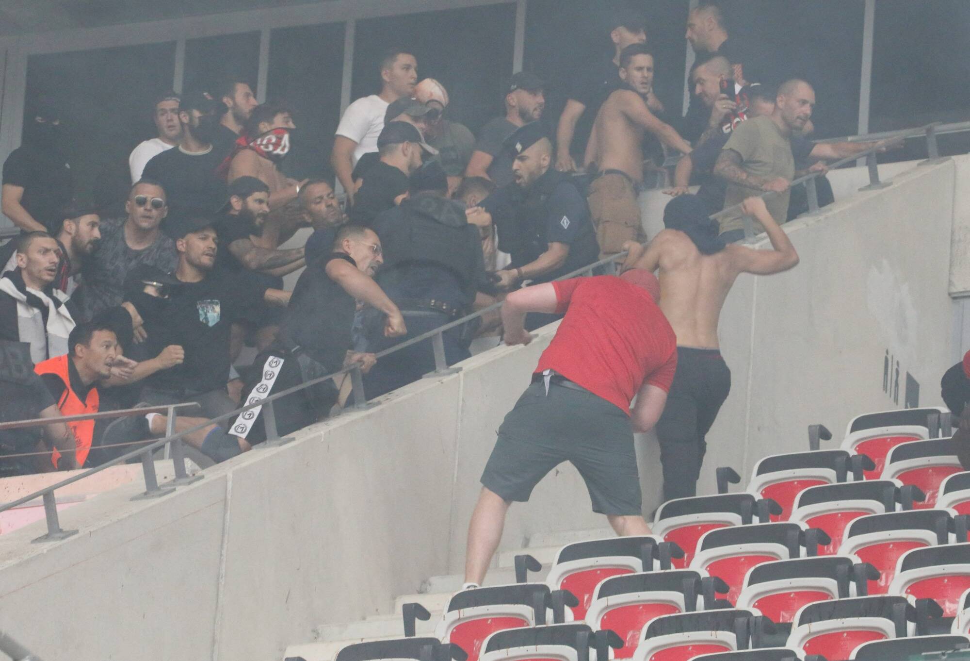 Un supporter de Cologne après les incidents à Nice: "Je ne reconnais pas mon club"