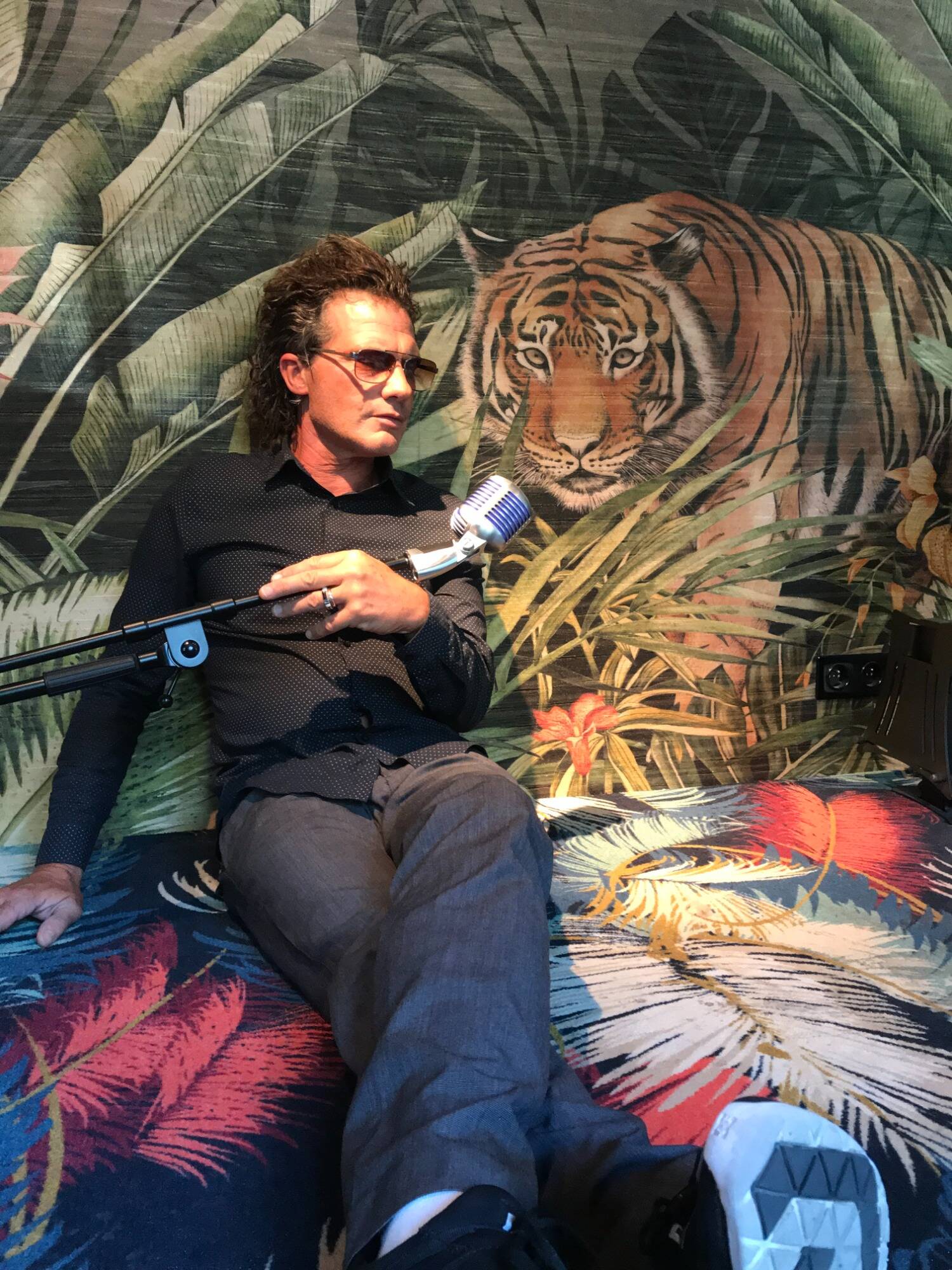 "Comment gober cette régression après avoir fait un duo avec Johnny himself?". Pascal Mono ne veut pas célébrer les 20 ans de la Star Ac'