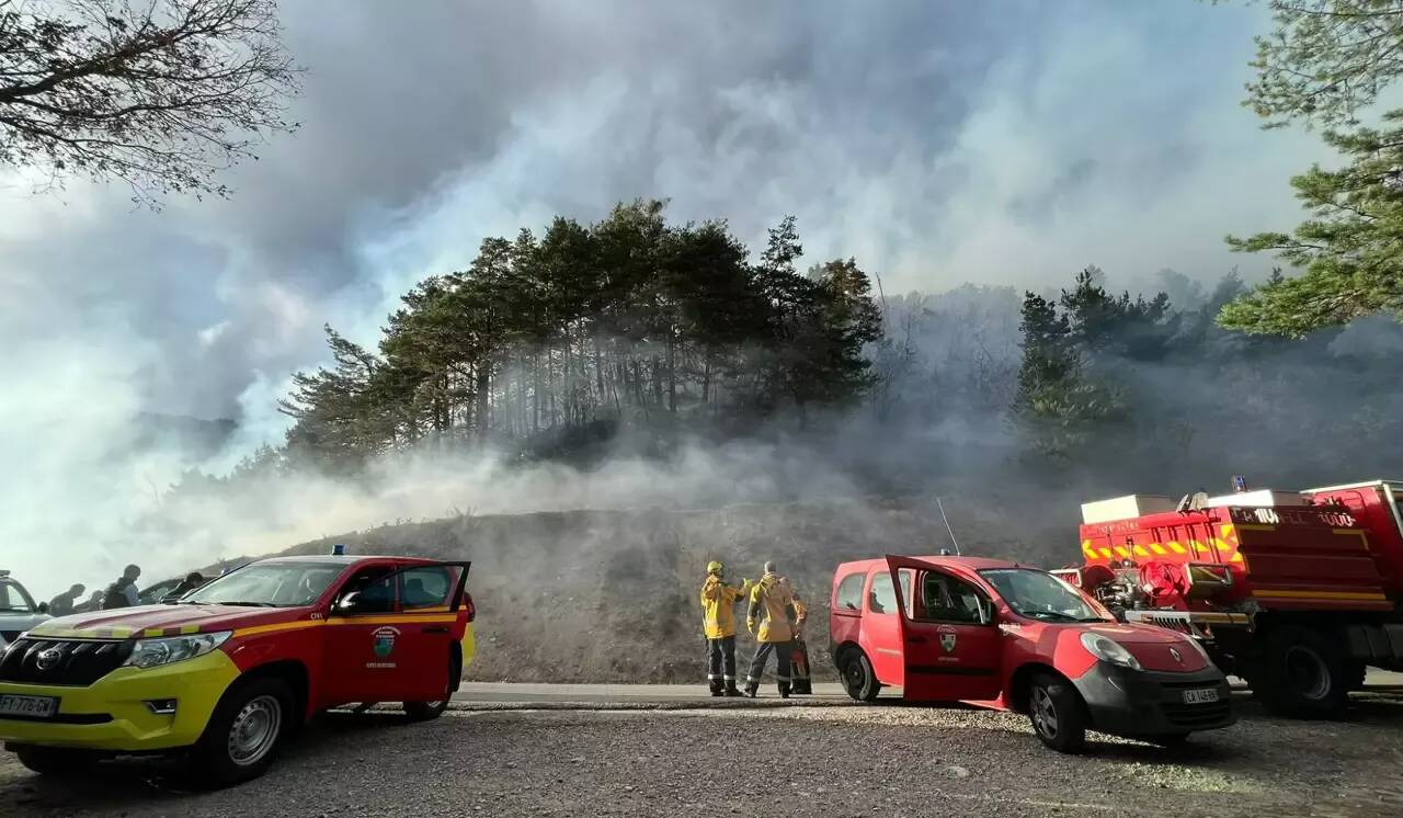 60 hectares brûlés, 9 feux en quelques jours dans les Alpes-Maritimes... assiste-t-on au pire début d'année sur le front des incendies?