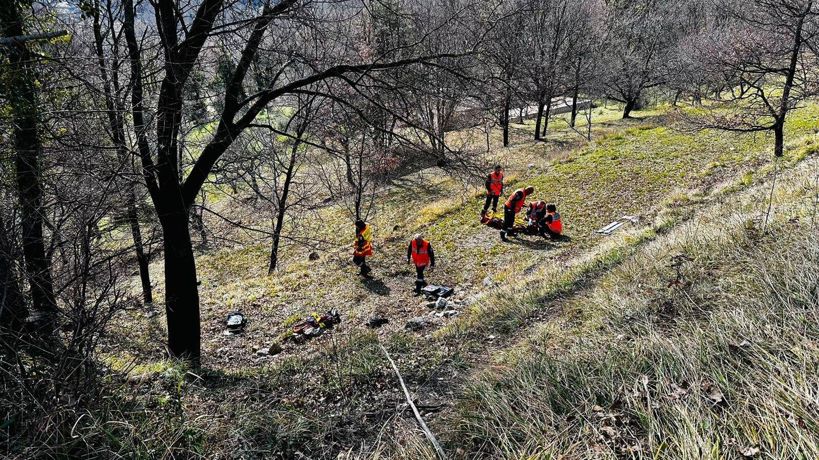 Un cycliste grièvement blessé après une chute de 10 mètres en contrebas de la route dans l'arrière-pays de Grasse