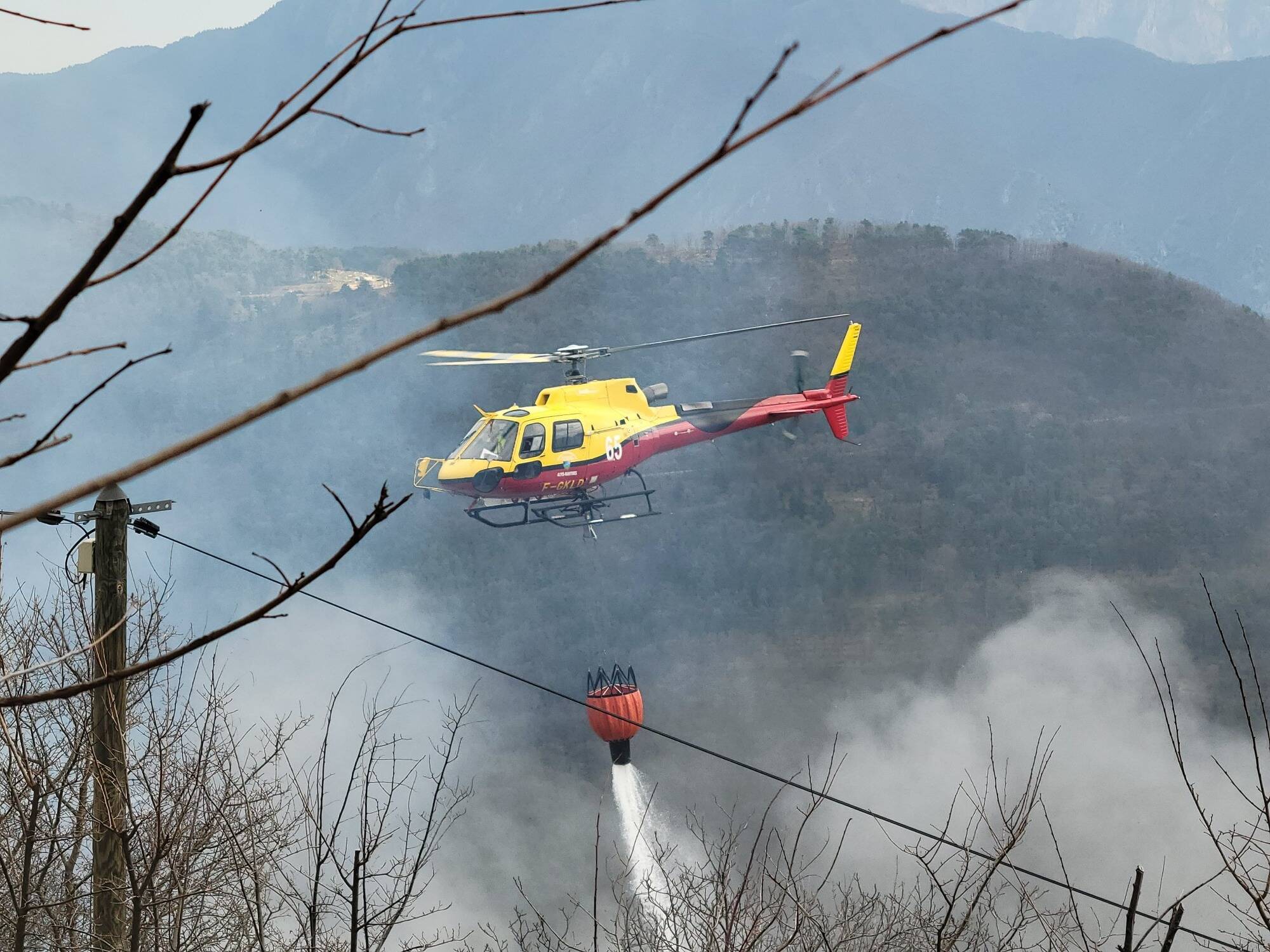 Près de 300 hectares parcourus, plus d'une centaine de pompiers mobilisés, la piste criminelle envisagée... Le point sur les incendies dans la vallée de la Roya, ce vendredi soir