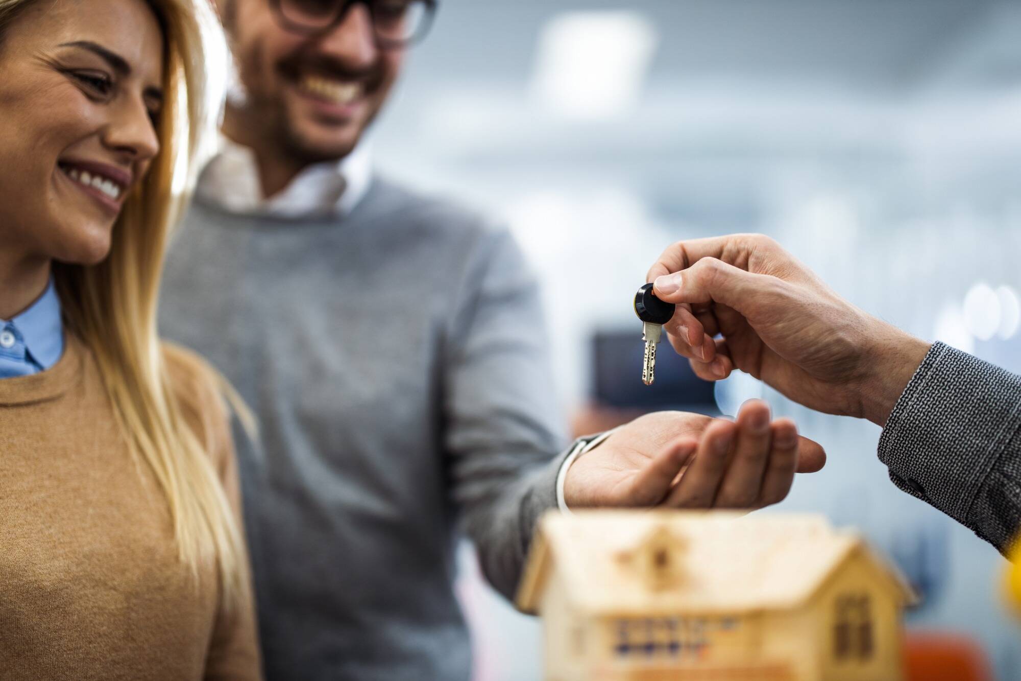 Immobilier: Scandinaves et Européens de retour, à la recherche de l'art de vivre azuréen