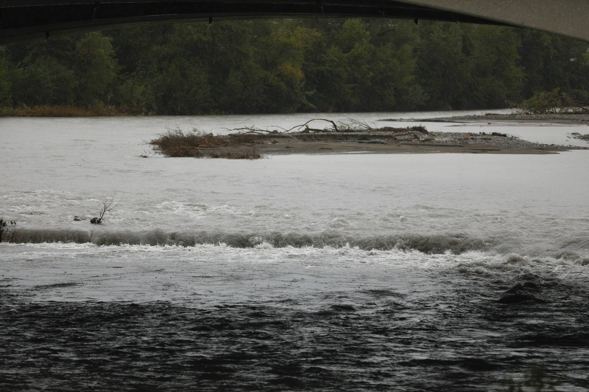Le département des Alpes-Maritimes placé en vigilance jaune pluie-inondation, orages et crues ce dimanche
