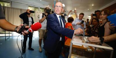 Législatives: Eric Ciotti a voté (et réagi à l'incident) ce dimanche matin à Nice