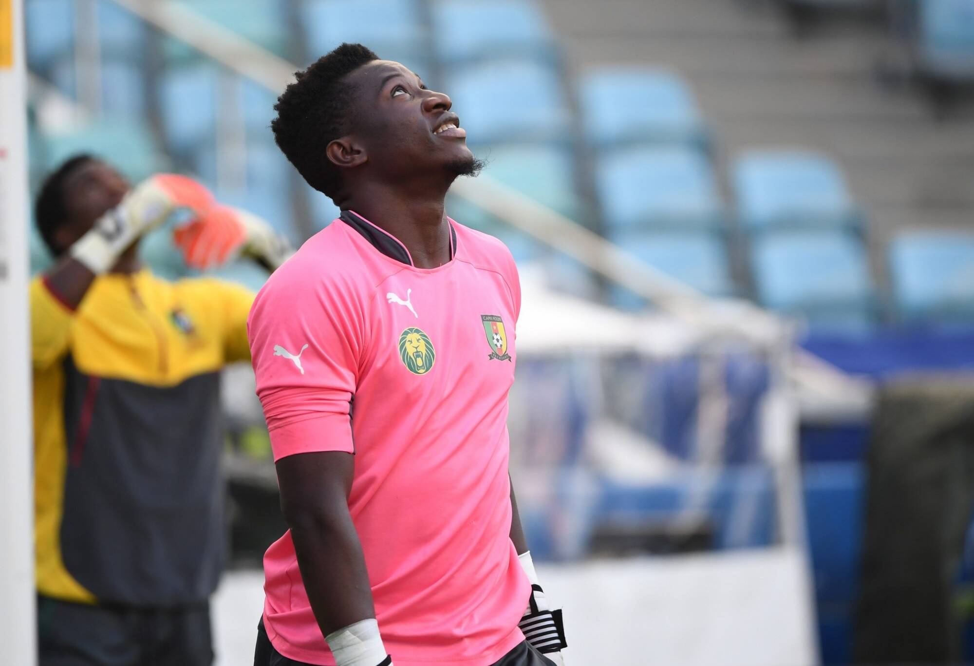 Vexé par son sélectionneur, le gardien du Cameroun claque la porte et quitte le Qatar en plein Mondial-2022!