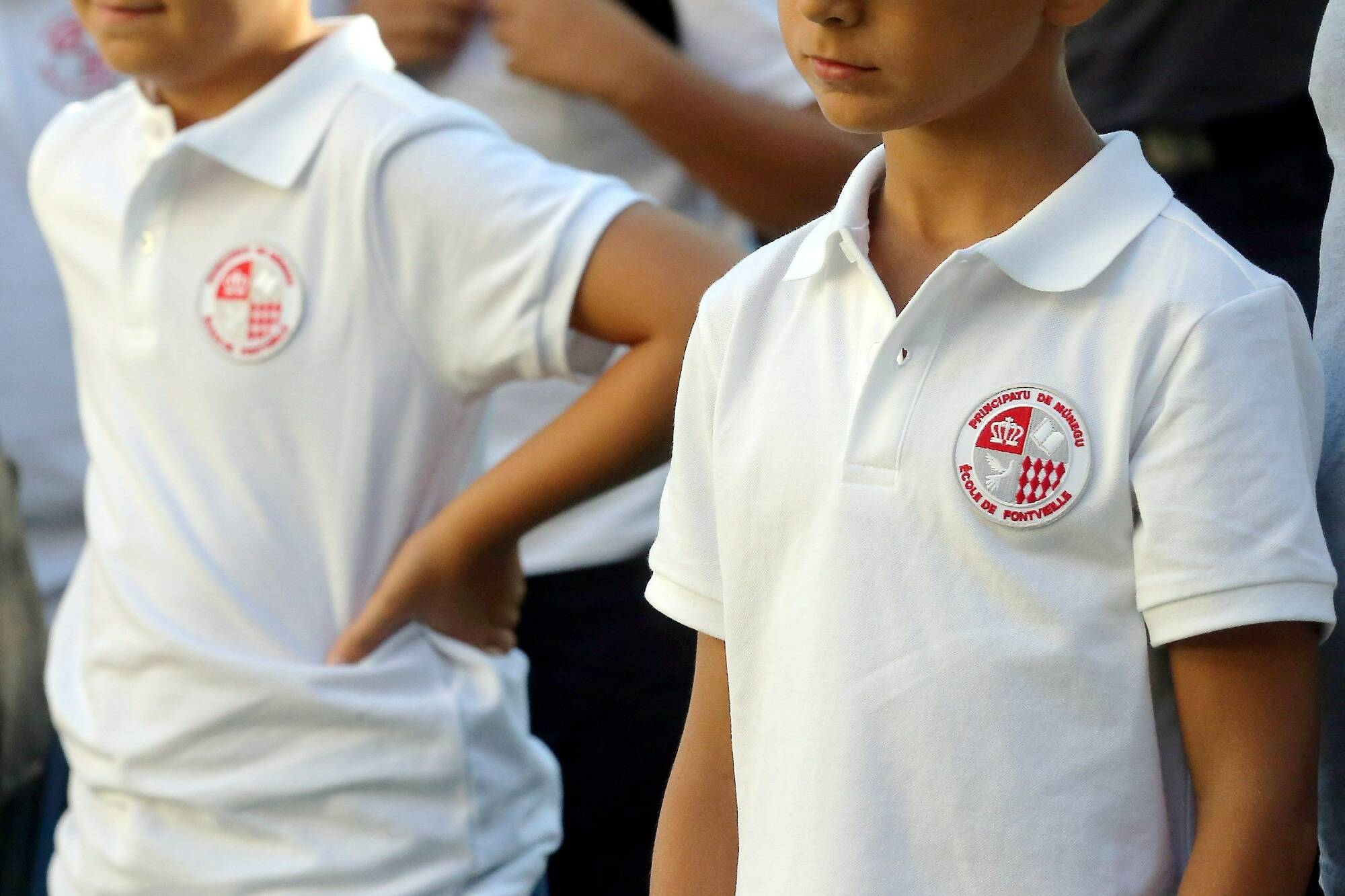 L'uniforme scolaire bientôt instauré en France? Voici ce à quoi il pourrait ressembler