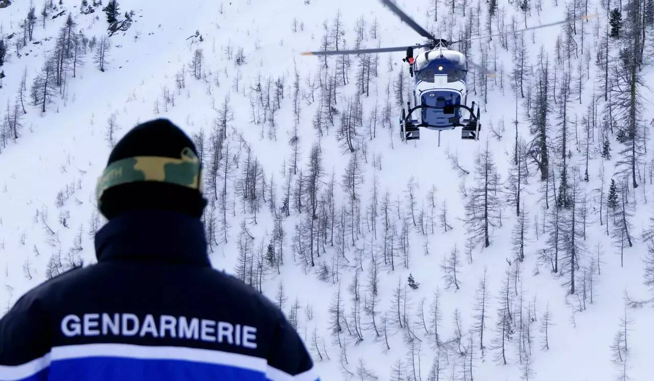 Un enfant de 8 ans décède après avoir perdu le contrôle de ses skis dans les Alpes