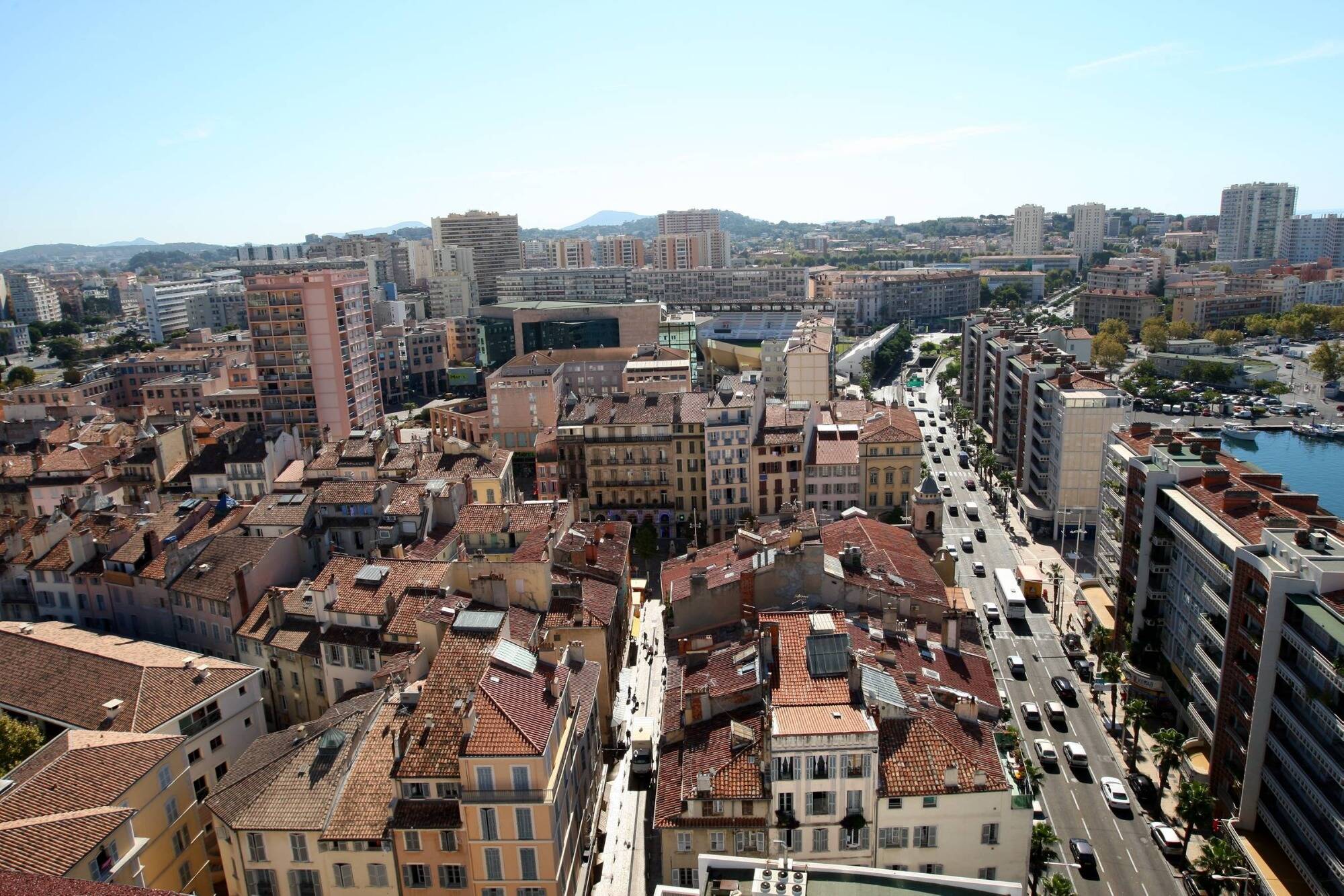 Impatients, les maires de la métropole Toulon Provence Méditerrané proposent leur aide pour accélérer le processus vaccination