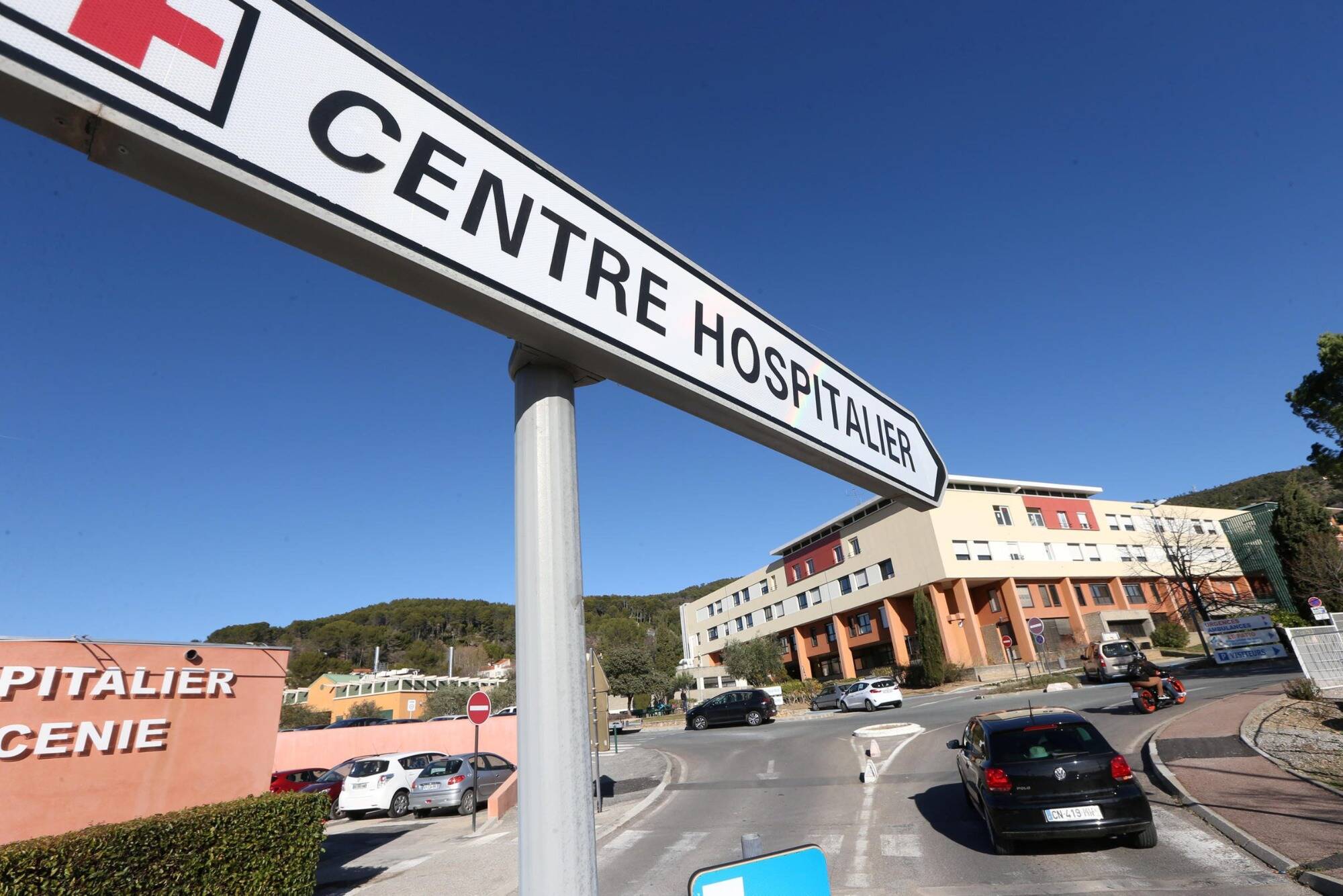 For lack of doctors, the emergency rooms of the Draguignan hospital close their doors at night from Friday