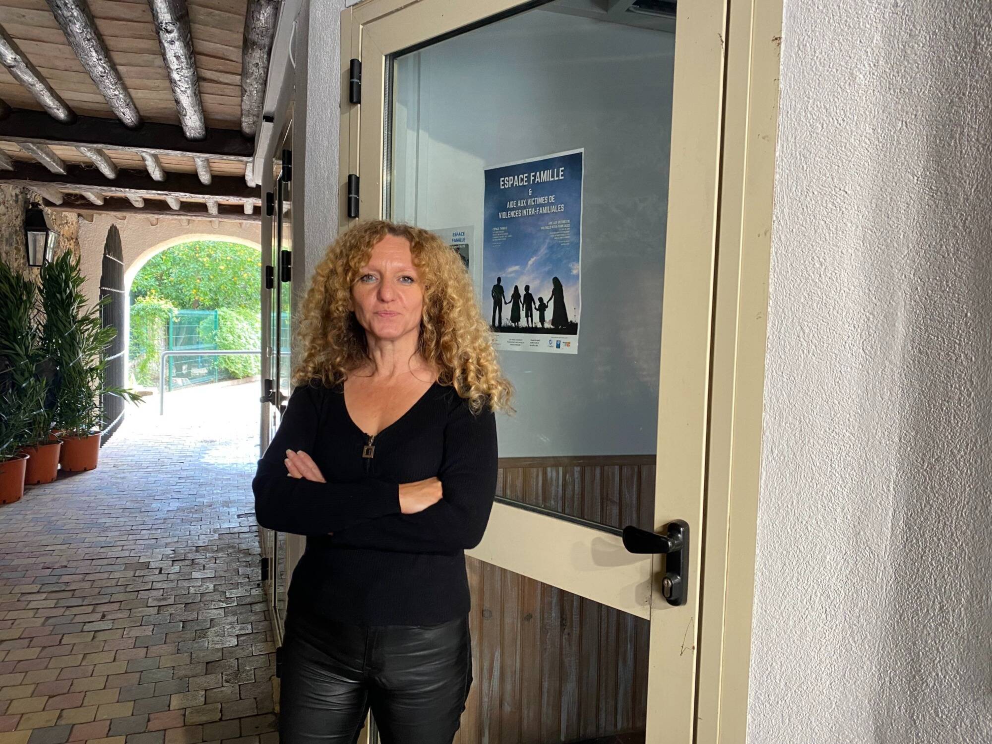 Violences conjugales: "la justice classe trop souvent les plaintes sans suite", dénonce Nathalie Rocailleux