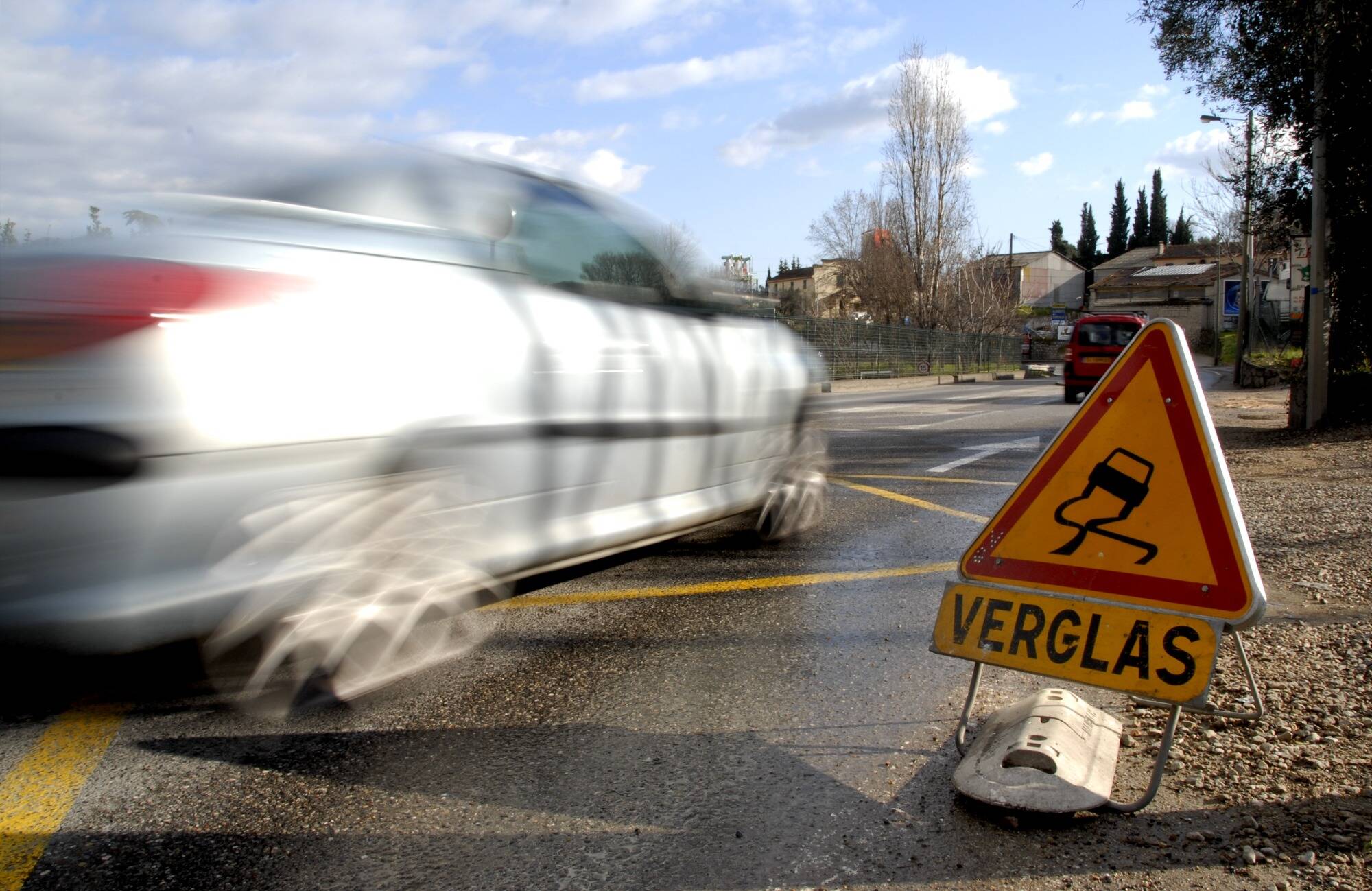 Lundi très pluvieux, vigilance jaune "neige-verglas" dès ce matin, puis "orages" dans la soirée... Le point sur la météo du jour dans les Alpes-Maritimes