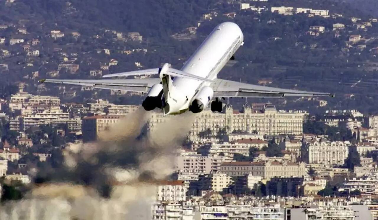 Attention, près d'un vol sur deux annulé au départ et à l'arrivée de l'aéroport de Nice Côte d'Azur ce vendredi