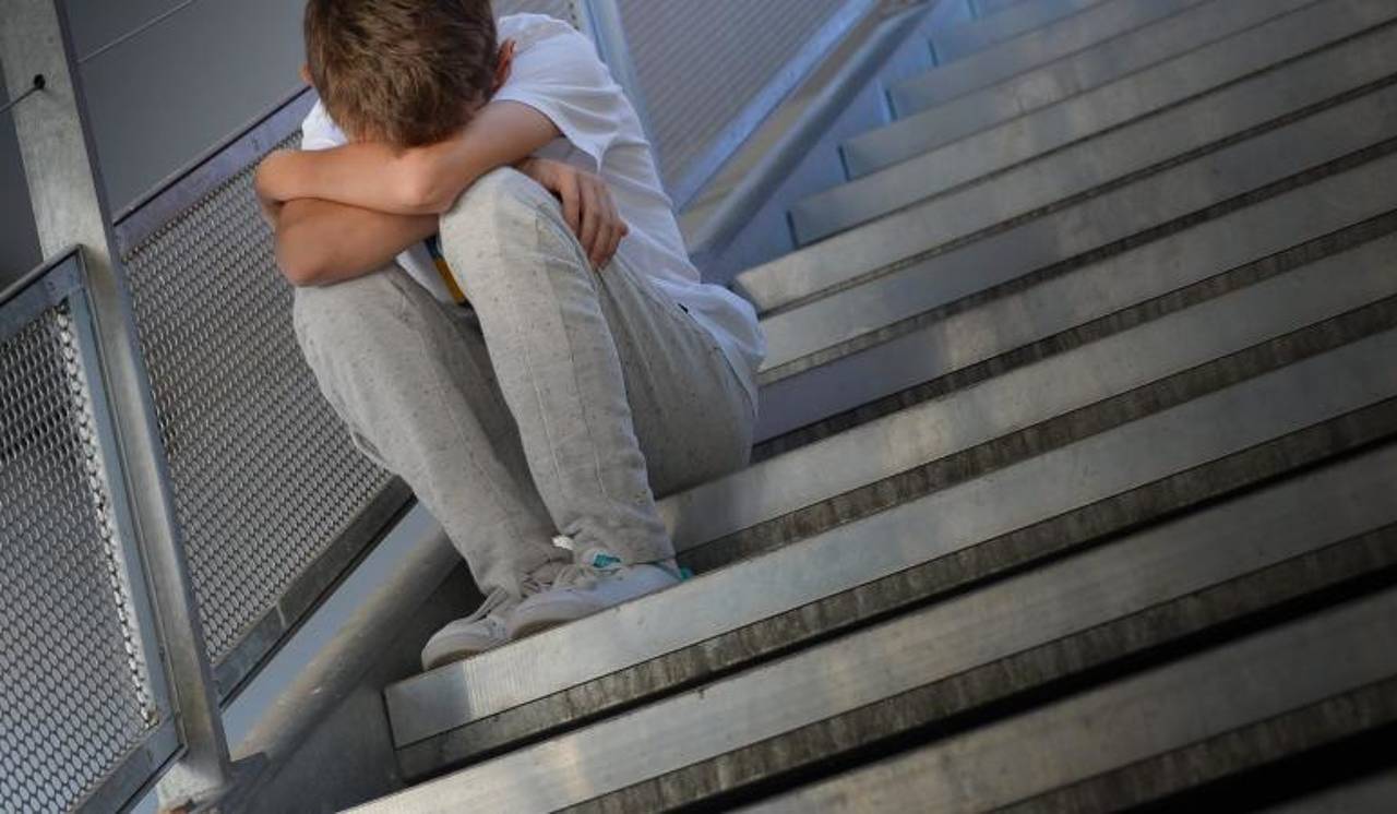 Il maltraitait l'enfant de sa concubine: le beau-père écope d'une peine de prison avec sursis