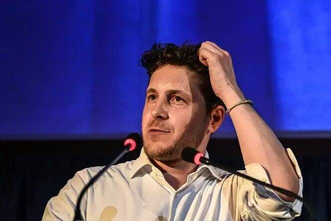 Fin de la mise en retrait de Julien Bayou, accusé de "violences psychologiques" par une ex-compagne