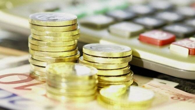 A un mois de la présidentielle, le gouvernement promet finalement une augmentation générale aux fonctionnaires