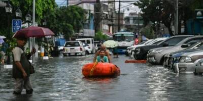 Une vingtaine de victimes, des rues transformées en rivières à Taïwan et aux Philippines... Les images du typhon Gaemi qui se dirige vers la Chine