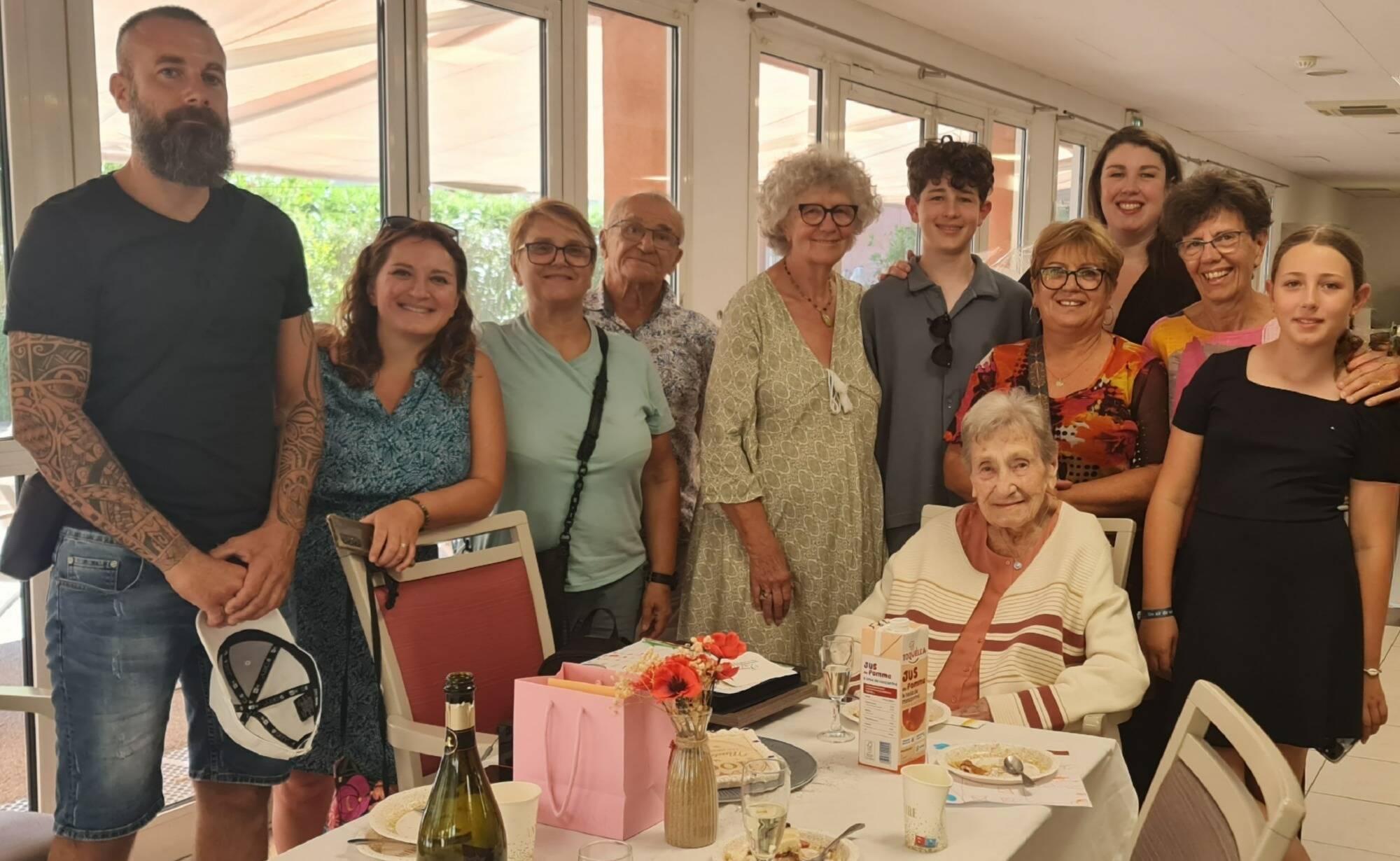 "La guerre a stoppé tous mes rêves": Micheline fête ses 100 ans à Auribeau-sur-Siagne