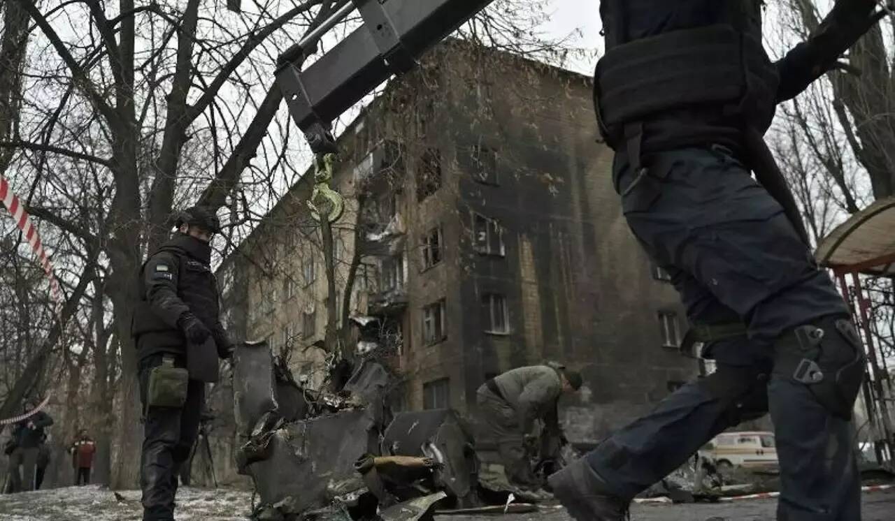 Guerre en Ukraine: au moins trois blessés après de nouvelles attaques nocturnes de drones et missiles russes