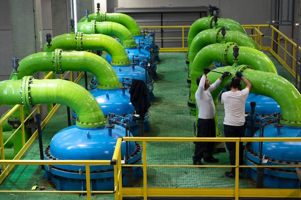 De nouvelles restrictions d'eau entrent en vigueur, Barcelone placée en état d'"urgence" sécheresse