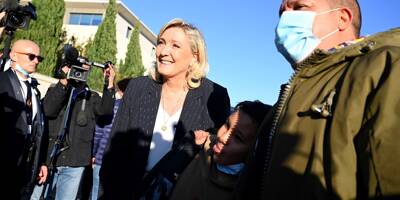 Pass sanitaire, obligation vaccinale... Marine Le Pen prône la levée des 