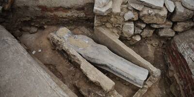 A Paris, les entrailles de Notre-Dame ont livré un mystérieux sarcophage de plomb